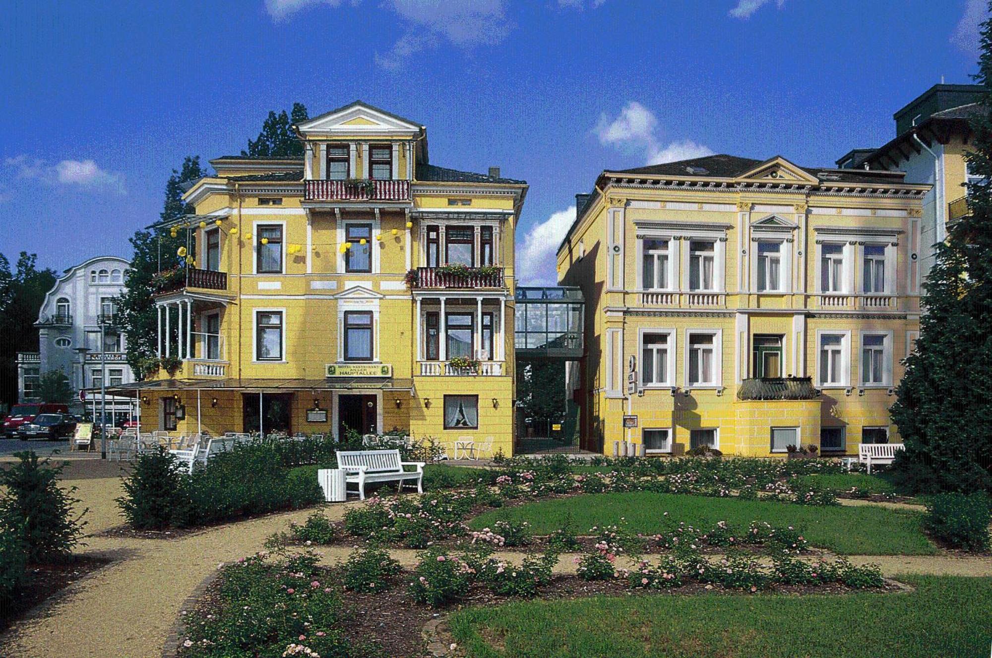Hotel An Der Hauptallee 바트피르몬트 외부 사진